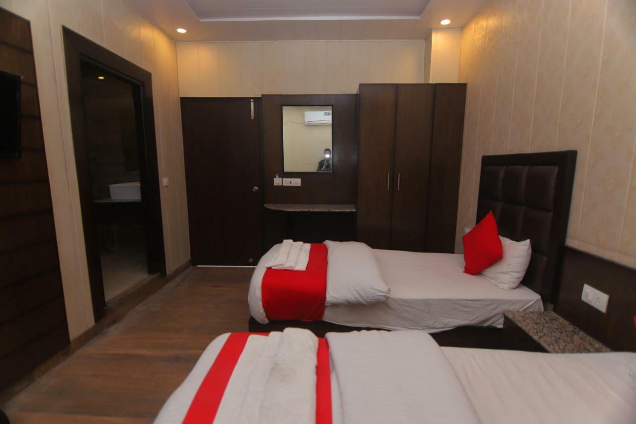 Hotel Sk International Rishīkesh Zewnętrze zdjęcie